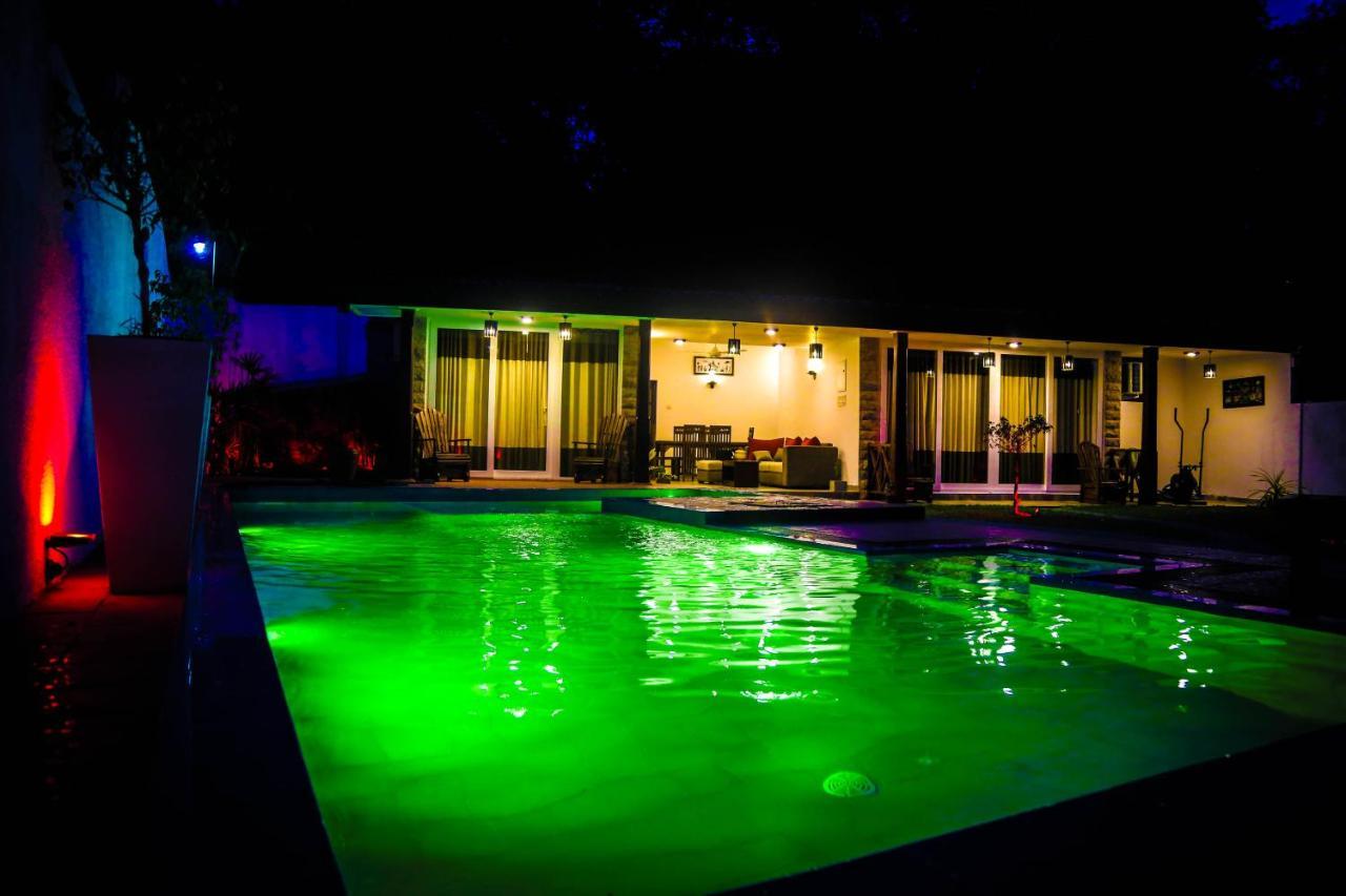 Villa Kandy Eksteriør bilde